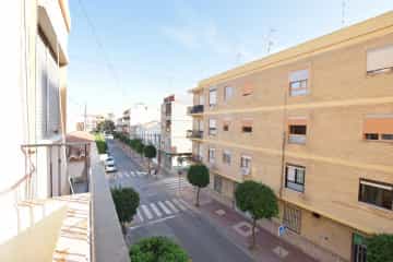 آخر في Museros, Comunidad Valenciana 12547809