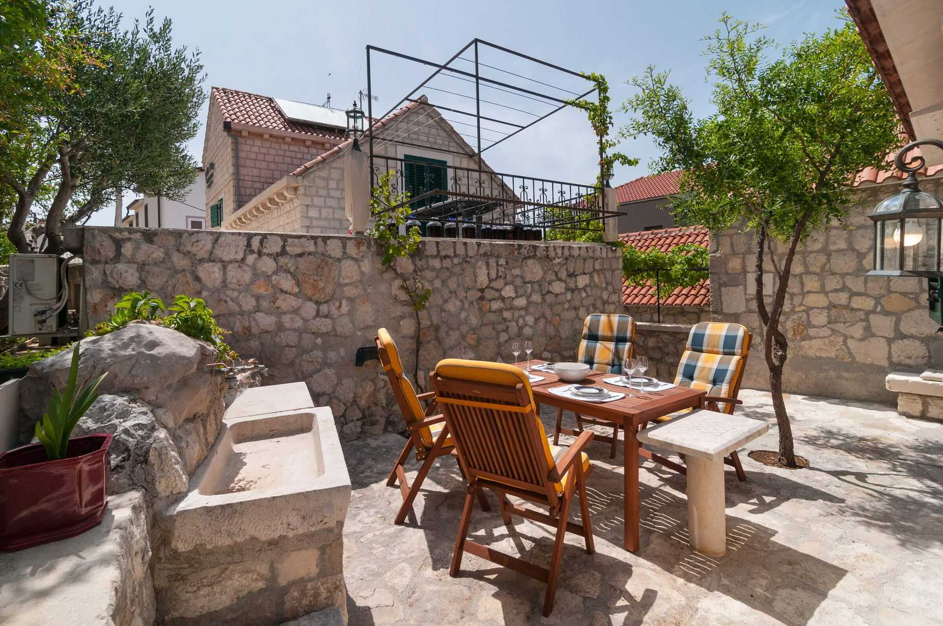 жилой дом в Omiš, Split-Dalmatia County 12547935