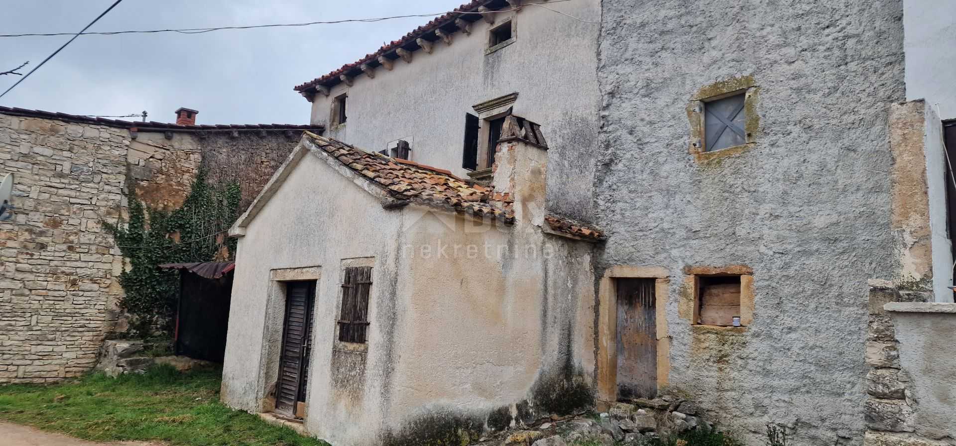 casa en Motovun, Istria County 12547973