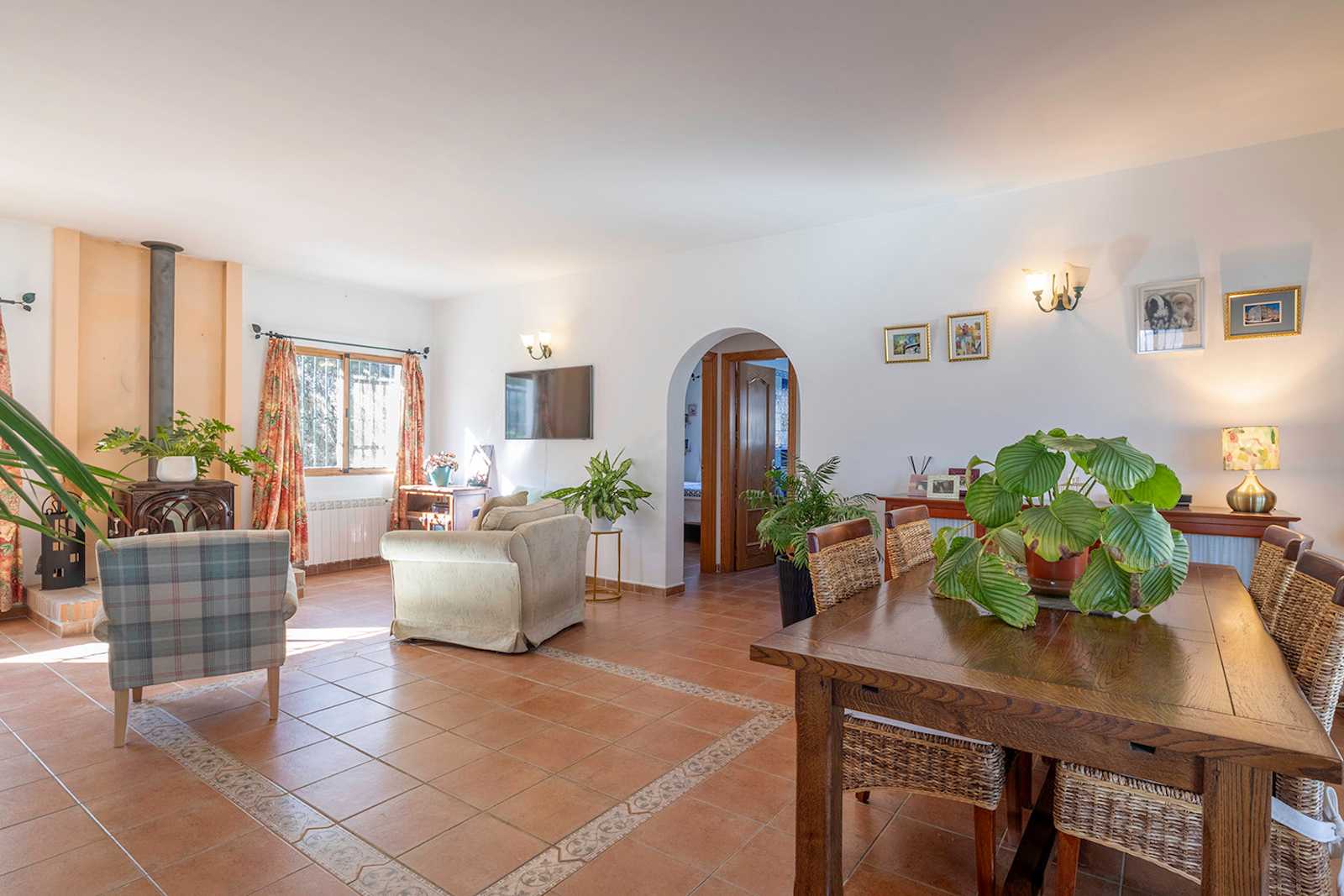 rumah dalam Canillas de Albaida, Andalusia 12548098