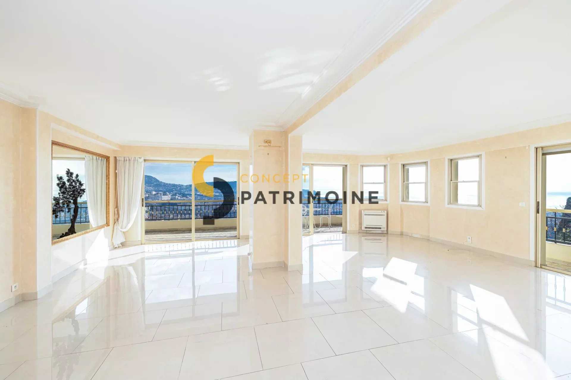 Eigentumswohnung im Hübsch, Provence-Alpes-Côte d'Azur 12548661