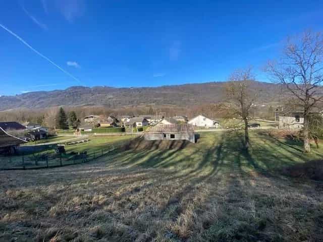 Tanah di Meja, Auvergne-Rhone-Alpes 12548671