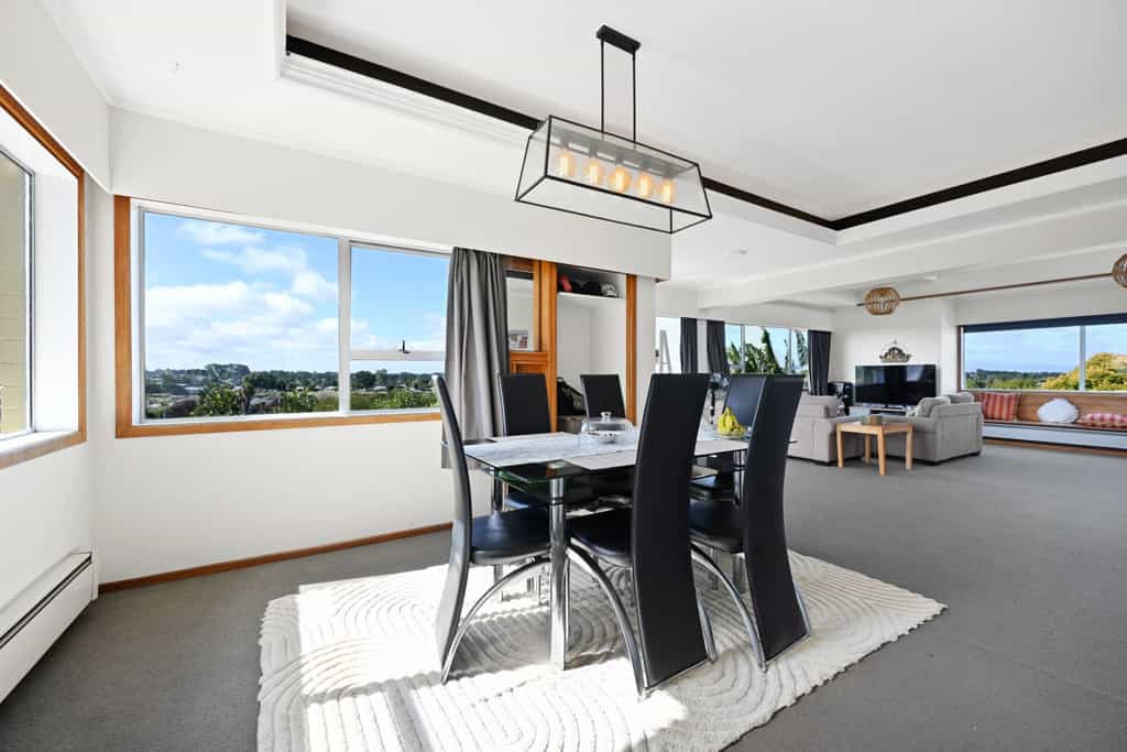 Condominium in Hamilton, Waikato 12549595
