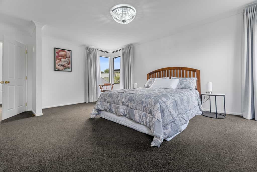 Condominium in Hamilton, Waikato 12549600