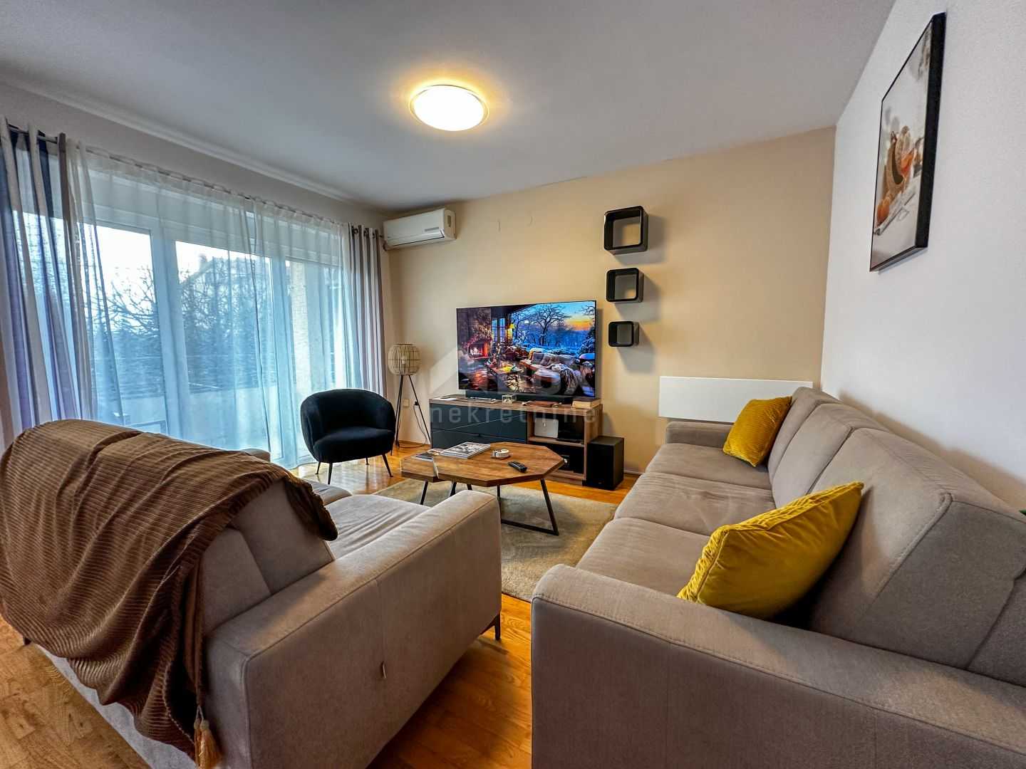 Condominium dans Rijeka, Primorsko-goranska županija 12549802