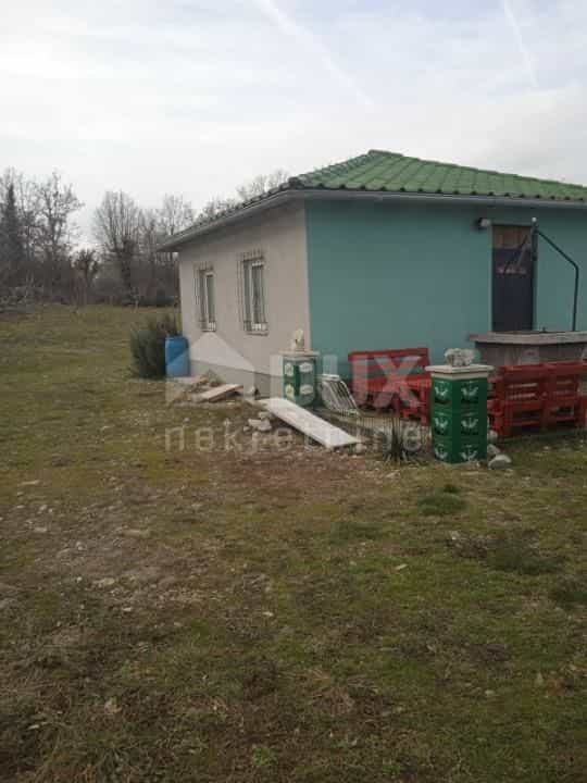 Maa sisään Vrh, Primorje-Gorski Kotar County 12549813