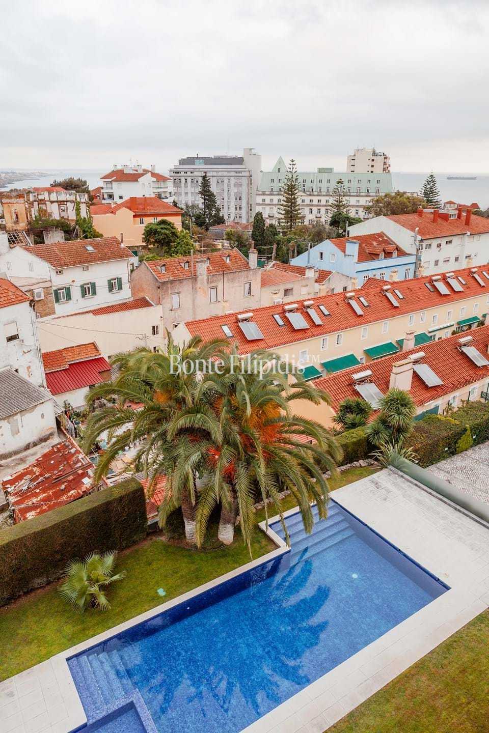 Hus i , Lisbon 12550100