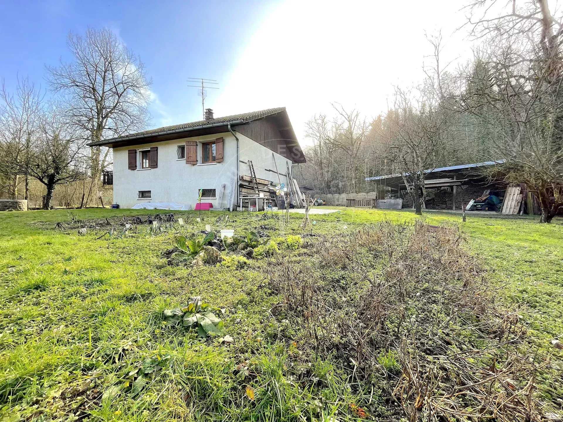 жилой дом в Annecy, Auvergne-Rhone-Alpes 12550451