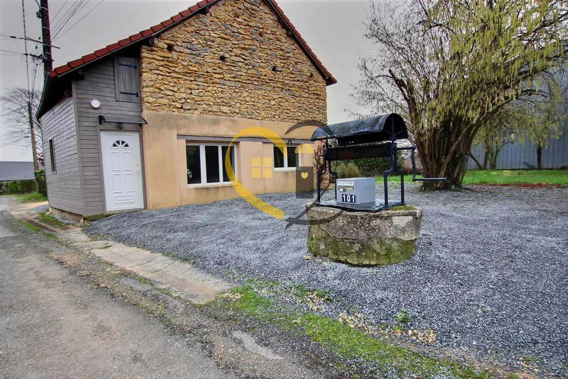 Casa nel Saint-Martin-d'Auxigny, Centro-Valle della Loira 12550509