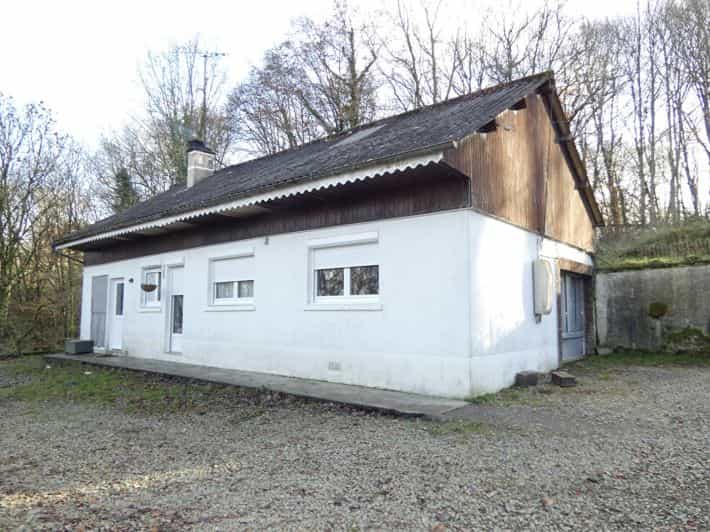Haus im Saint-Brice-de-Landelles, Normandie 12551161