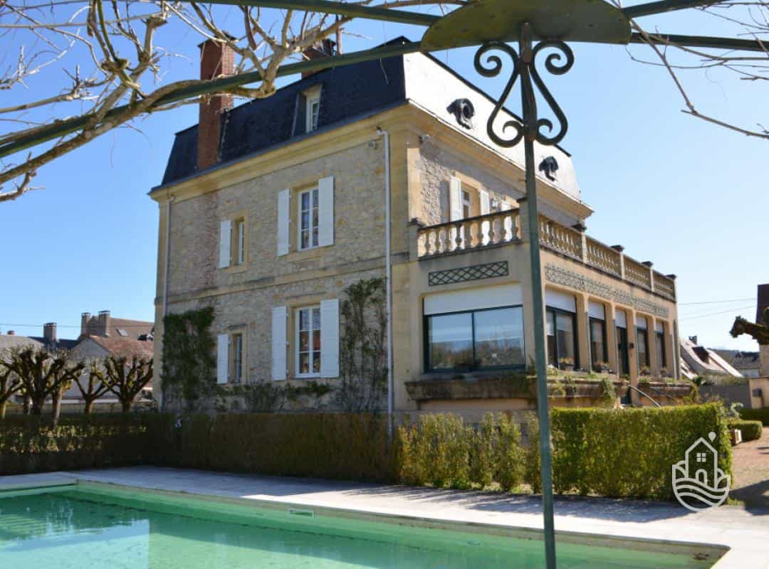 房子 在 Montignac, Nouvelle-Aquitaine 12551385
