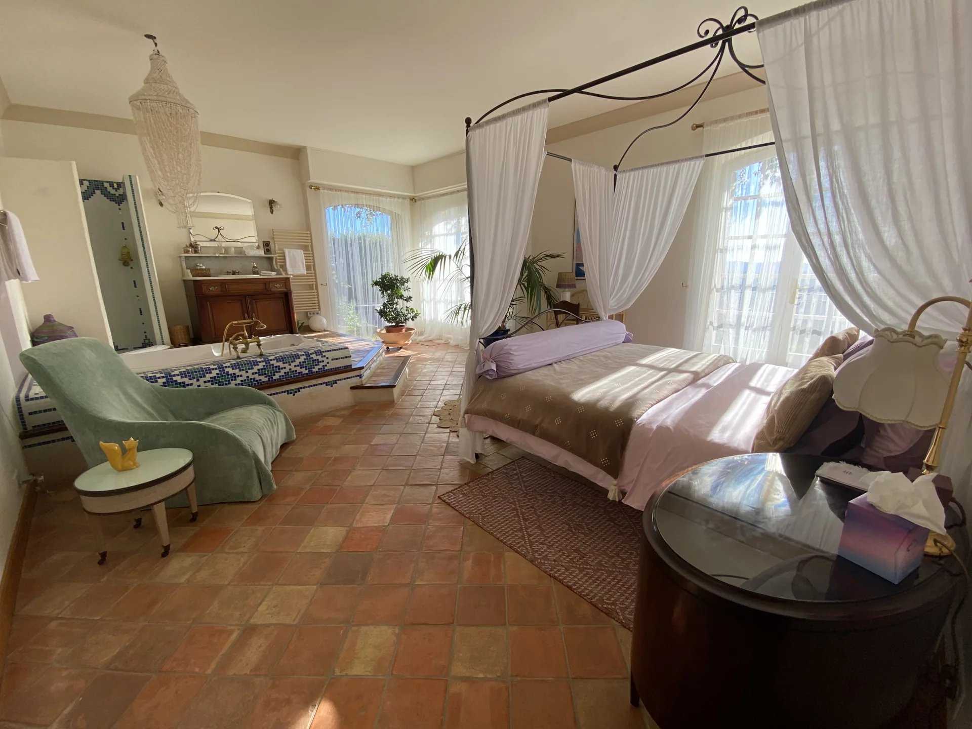 Dom w Peymeinade, Provence-Alpes-Côte d'Azur 12551448