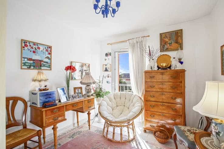 公寓 在 Saint-Raphaël, Provence-Alpes-Côte d'Azur 12551840