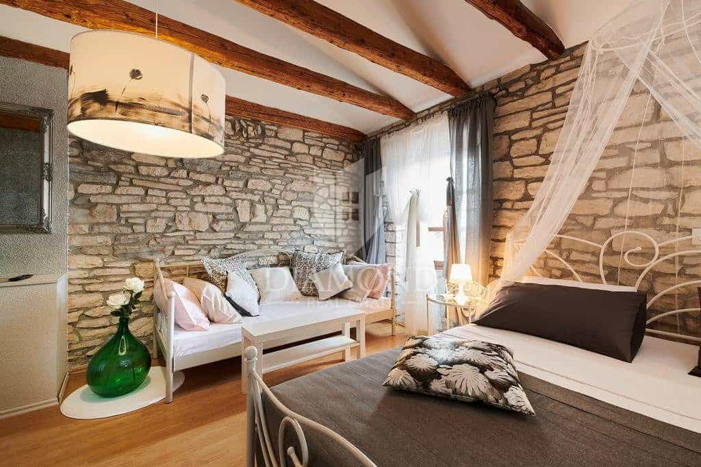 House in Momjan, Istria County 12552132