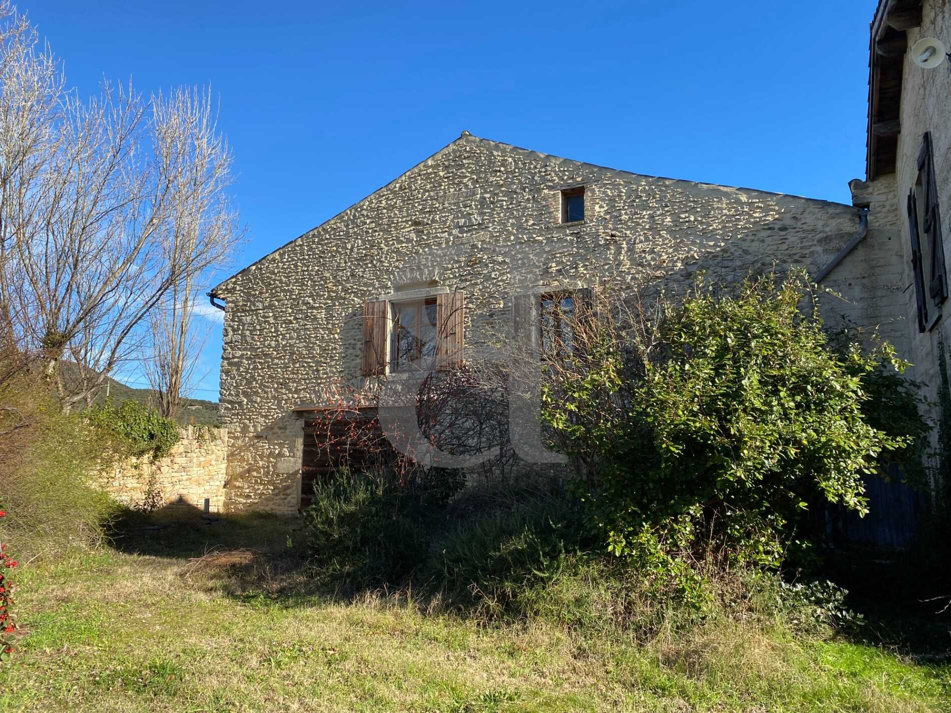 Rumah di Grignan, Auvergne-Rhône-Alpes 12553498