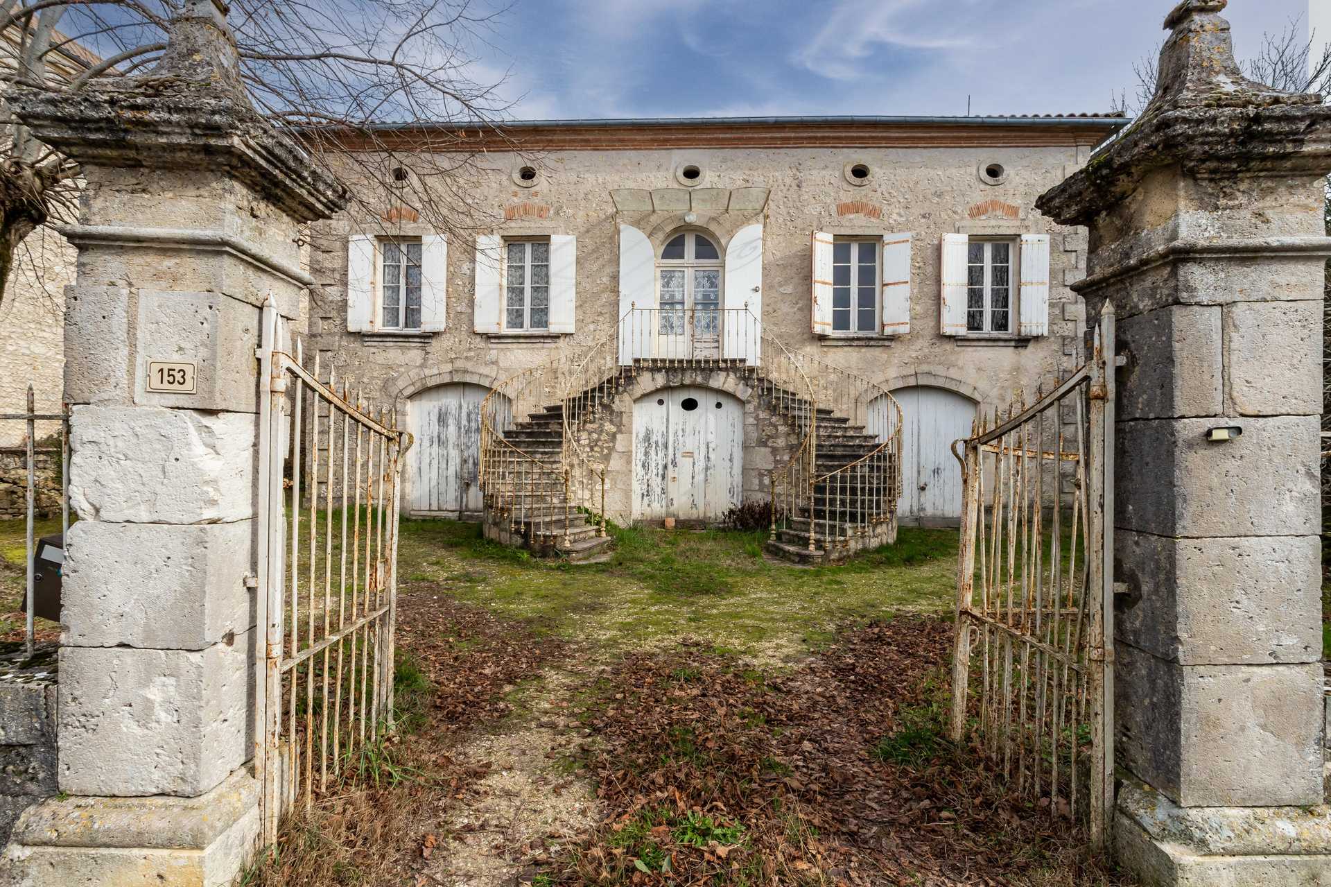Будинок в Beauville, Nouvelle-Aquitaine 12553928