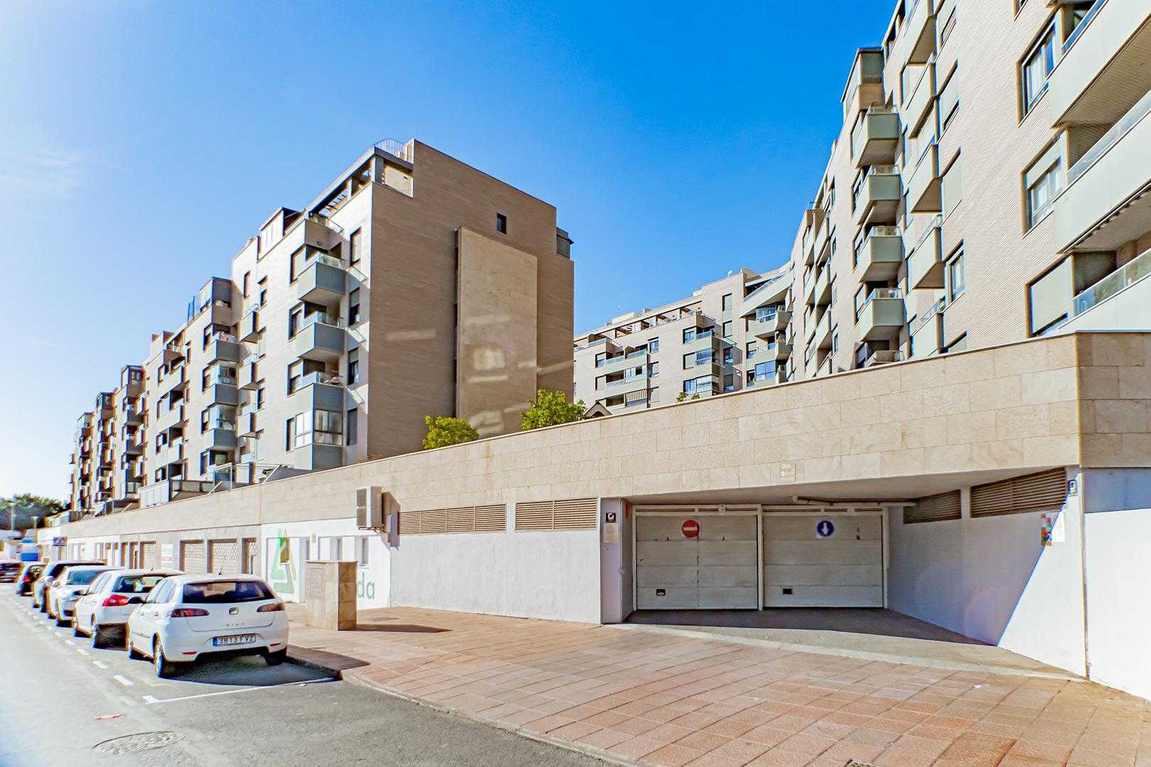 Condominium in El Mami, Andalusia 12554122