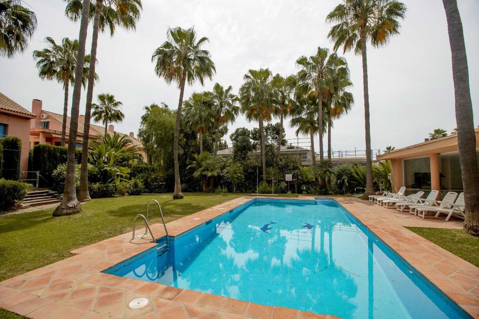 Flere huse i Marbella, Andalusien 12554144