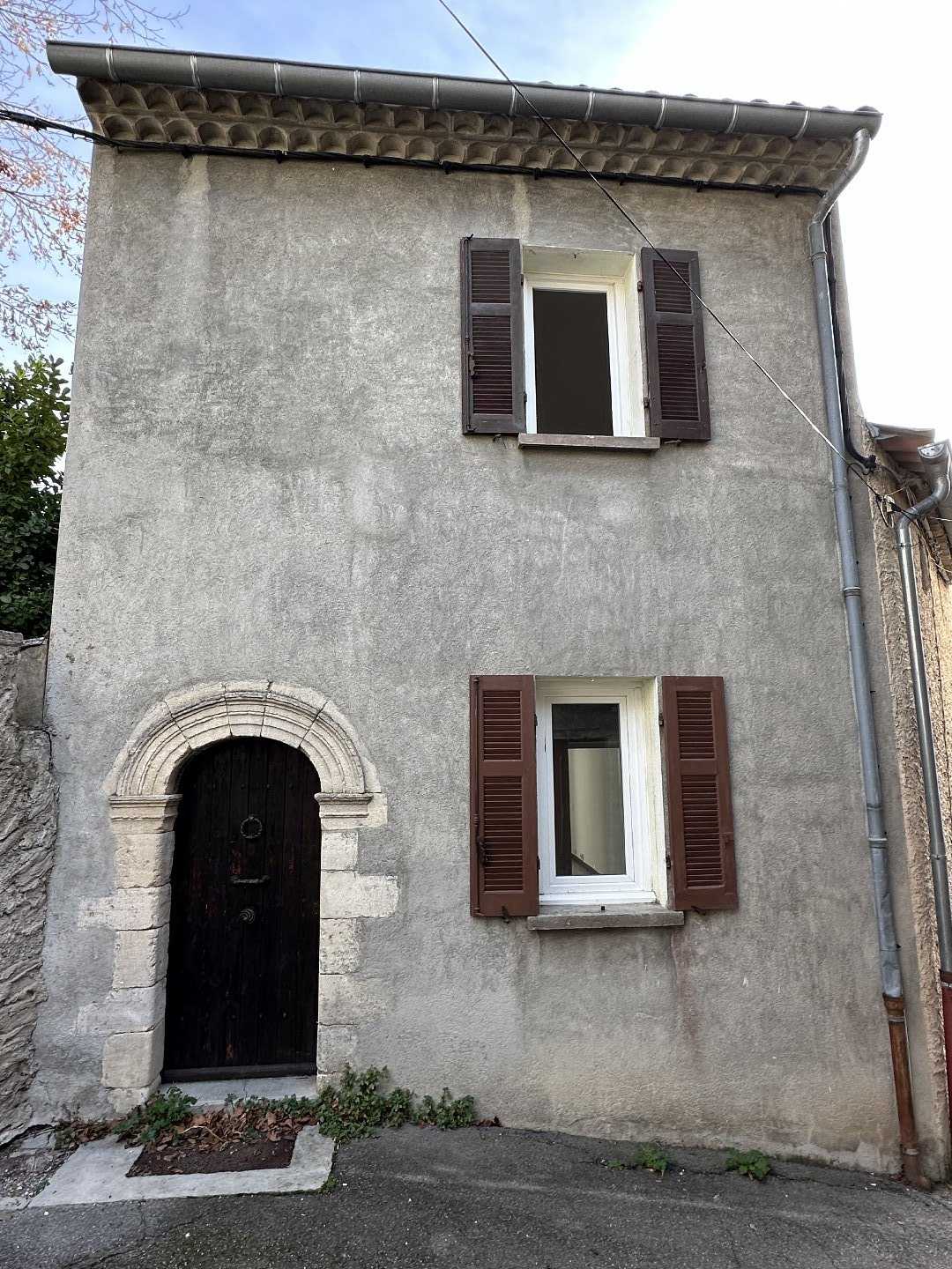 房子 在 Saint-Michel-l'Observatoire, 普罗旺斯-阿尔卑斯-蓝色海岸 12554451