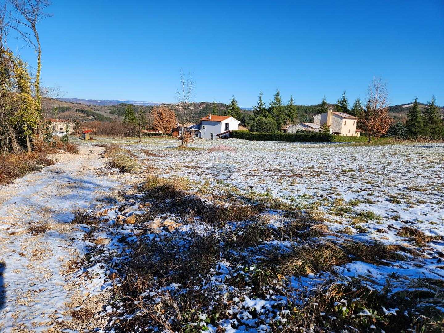 Land in Karojba, Istarska Zupanija 12554712