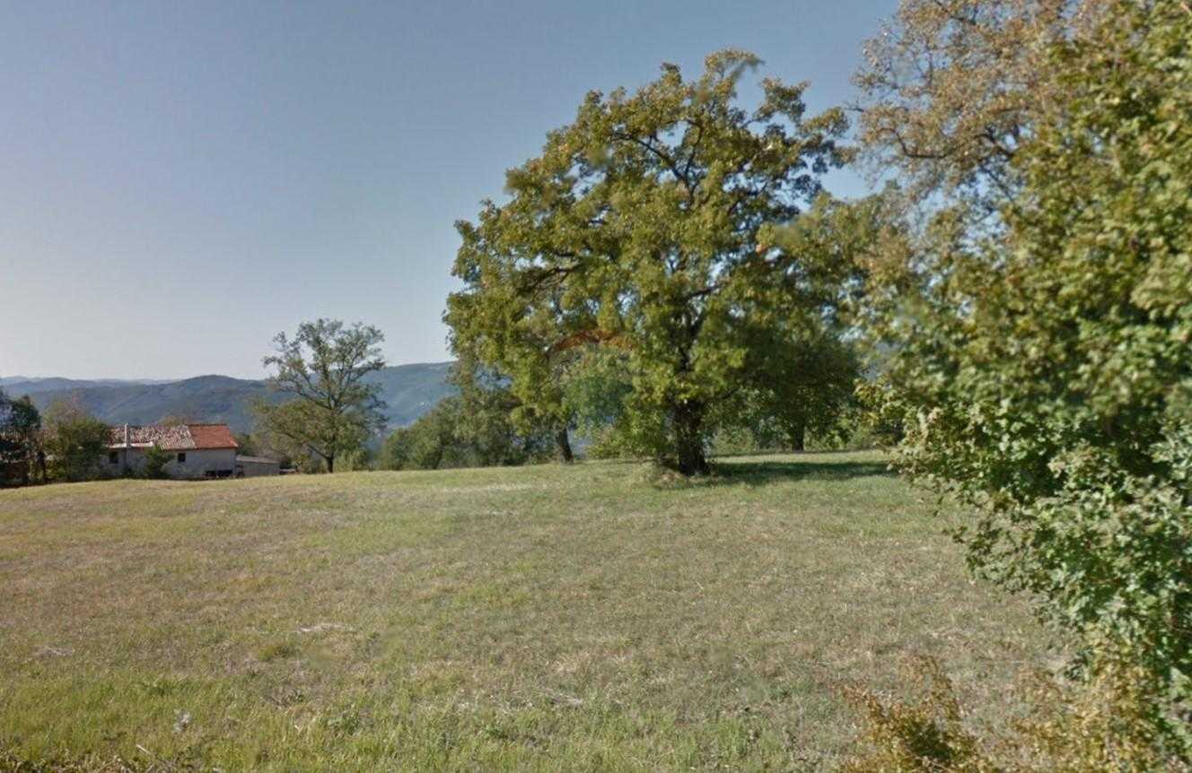 Земельные участки в Buzet, Istarska županija 12554718
