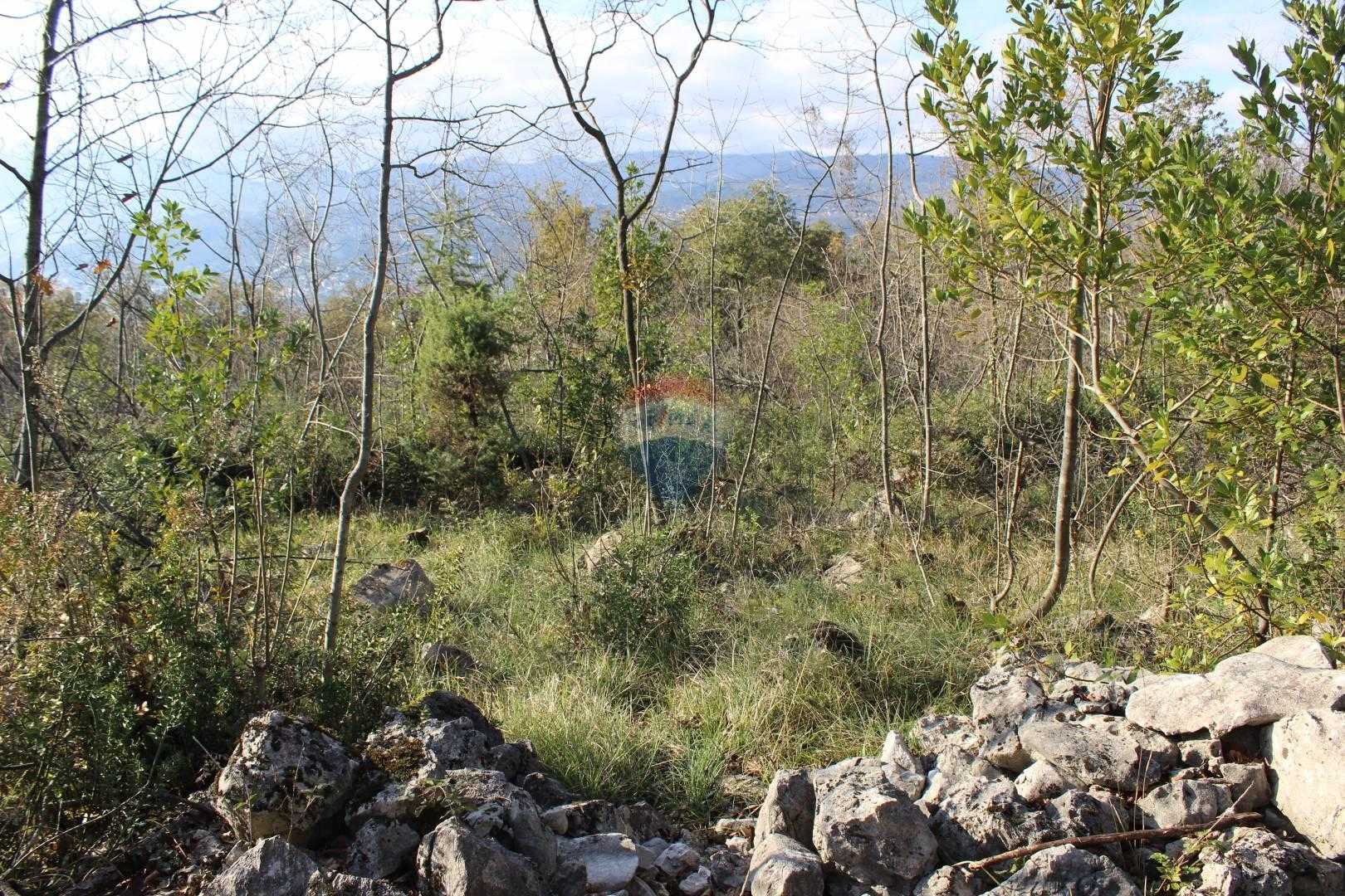Γη σε Τουράν, Primorsko-Goranska Zupanija 12554735