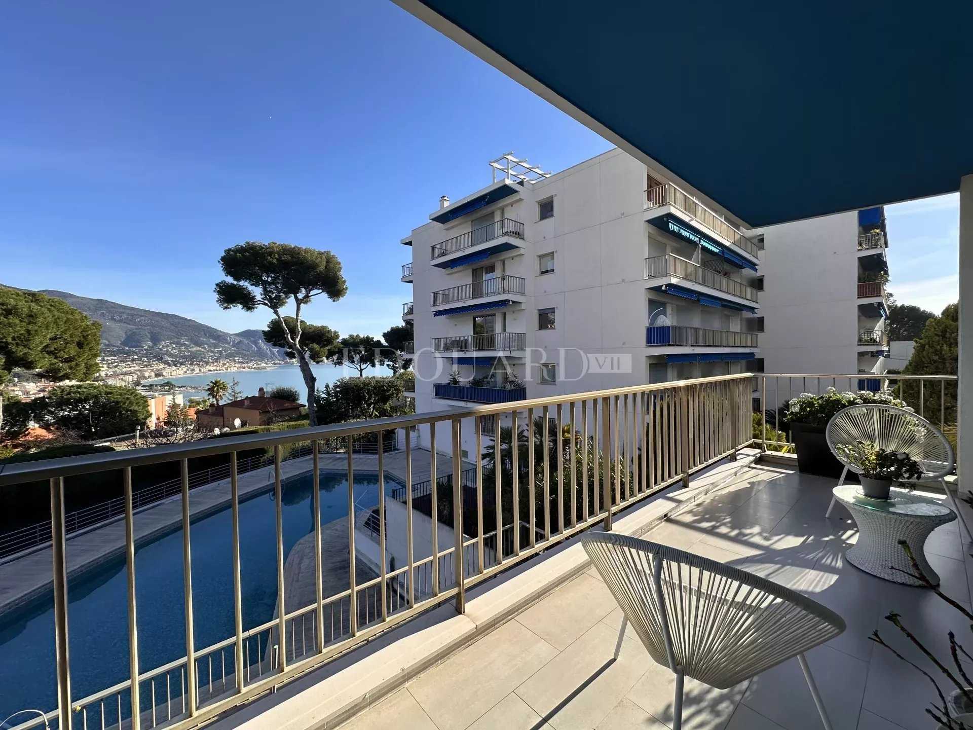Condominium dans Cap-Martin, Provence-Alpes-Côte d'Azur 12554809