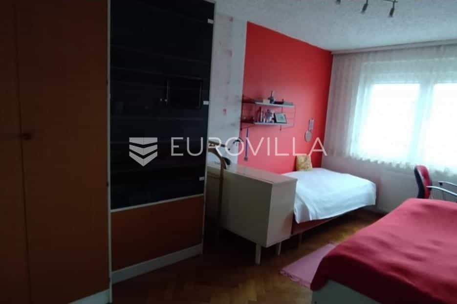 Квартира в Zagreb,  12555072