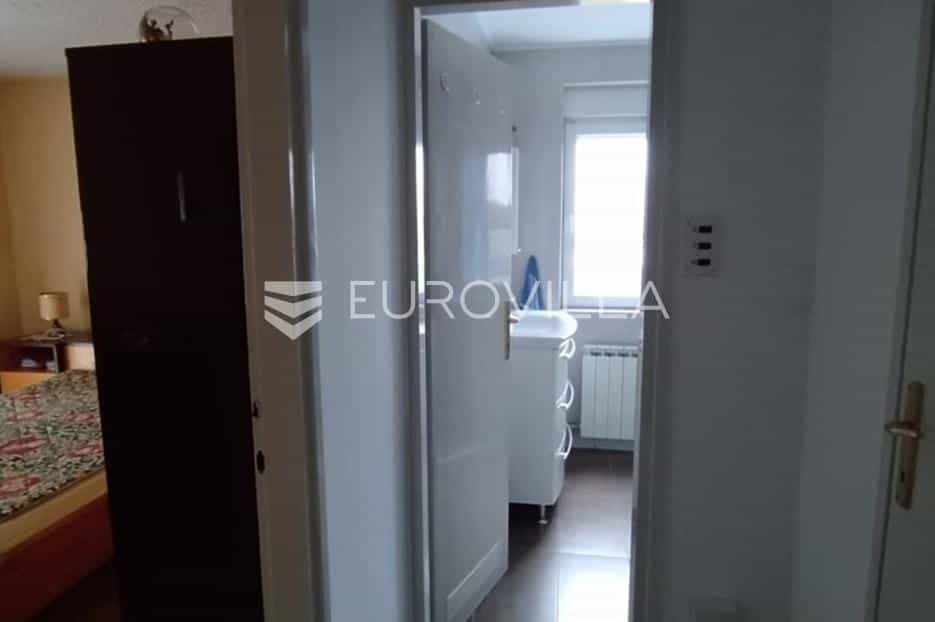 Квартира в Zagreb,  12555072
