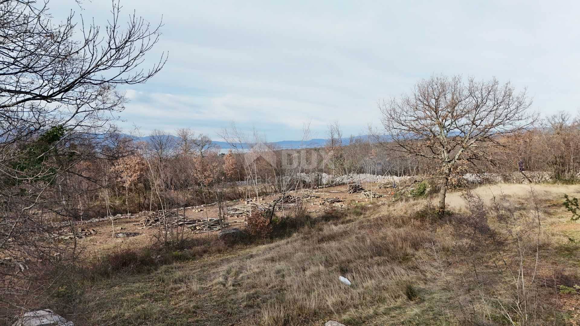 الأرض في Malinska, Primorje-Gorski Kotar County 12555109