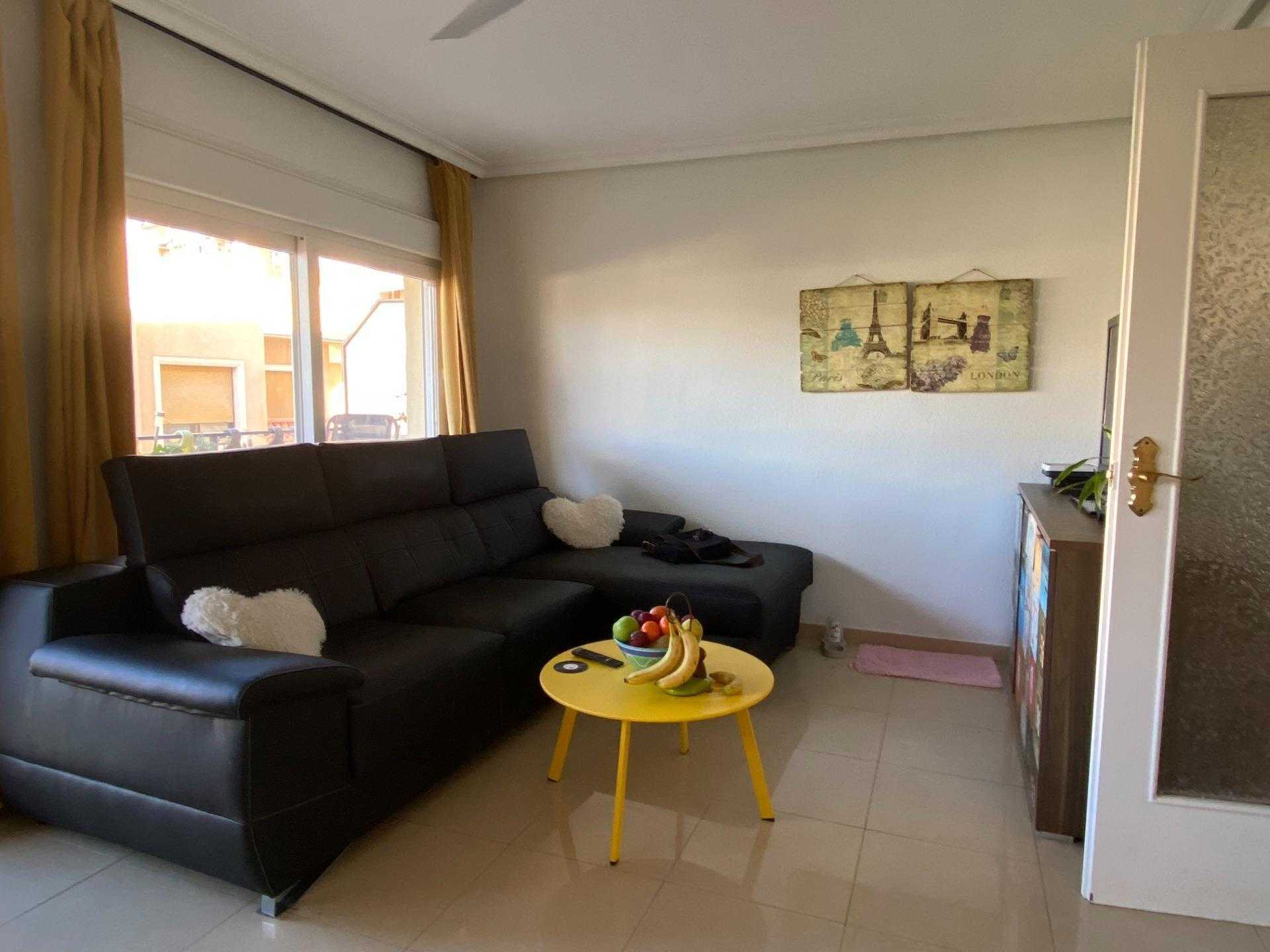 Condominium in Carrer del Mar, Valencia 12555200
