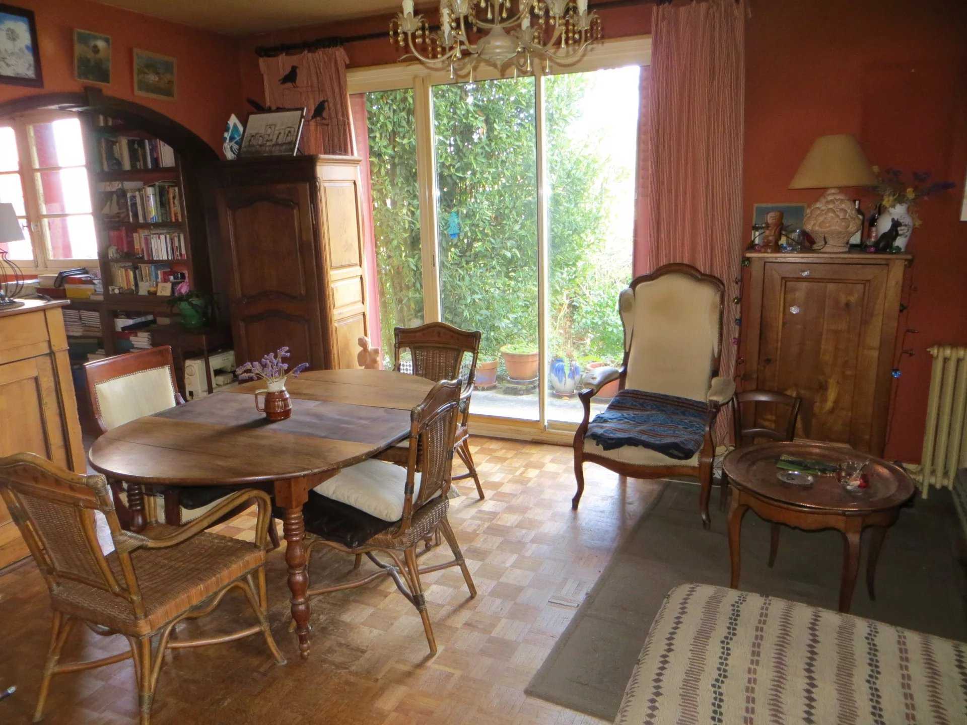 rumah dalam Le Mesnil-le-Roi, Yvelines 12555708