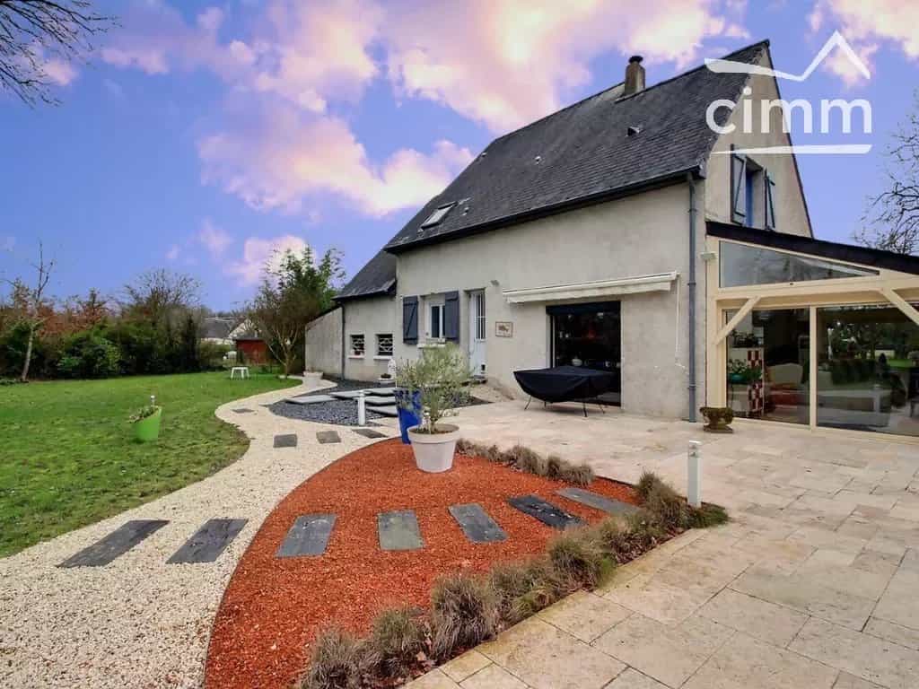 بيت في Veigne, Centre-Val de Loire 12555754