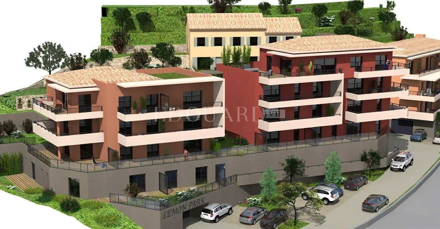 Condominium in Sainte-Agnes, Provence-Alpes-Cote d'Azur 12555770