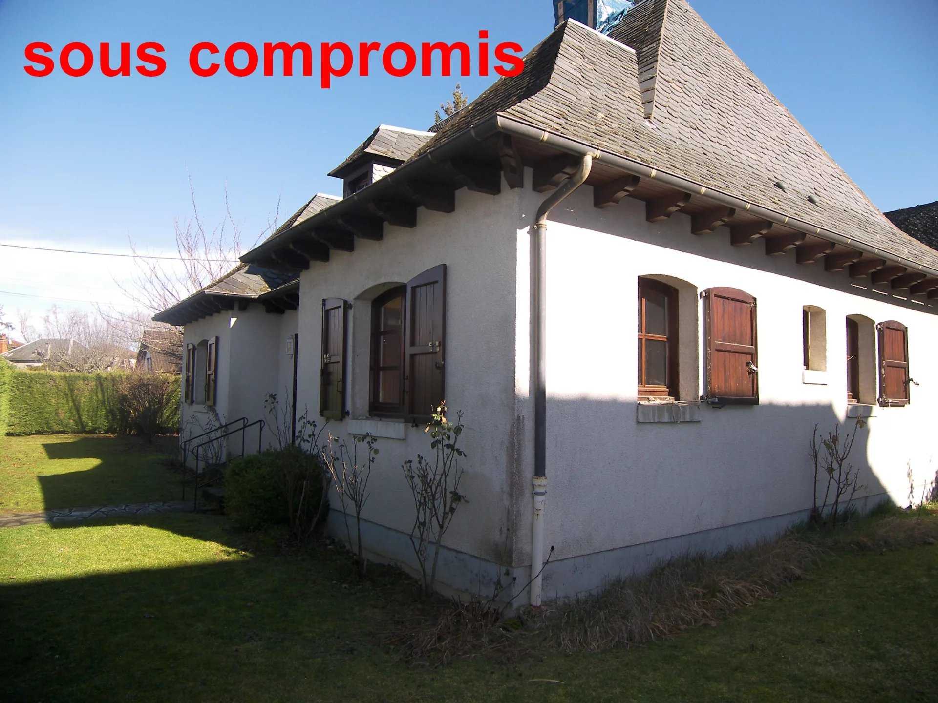 Andere in Aurillac, Auvergne-Rhone-Alpes 12555784
