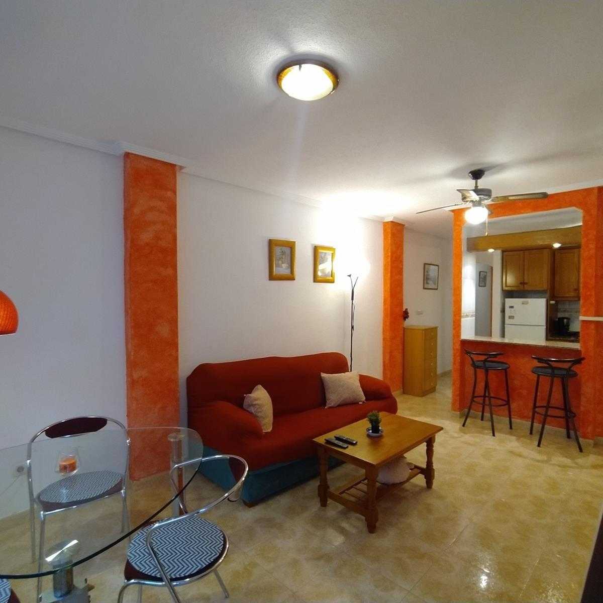 Condominium dans Torrevieja, Comunidad Valenciana 12556075