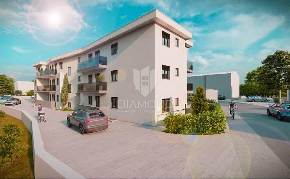 Condominium dans Štinjan, Istria County 12556269