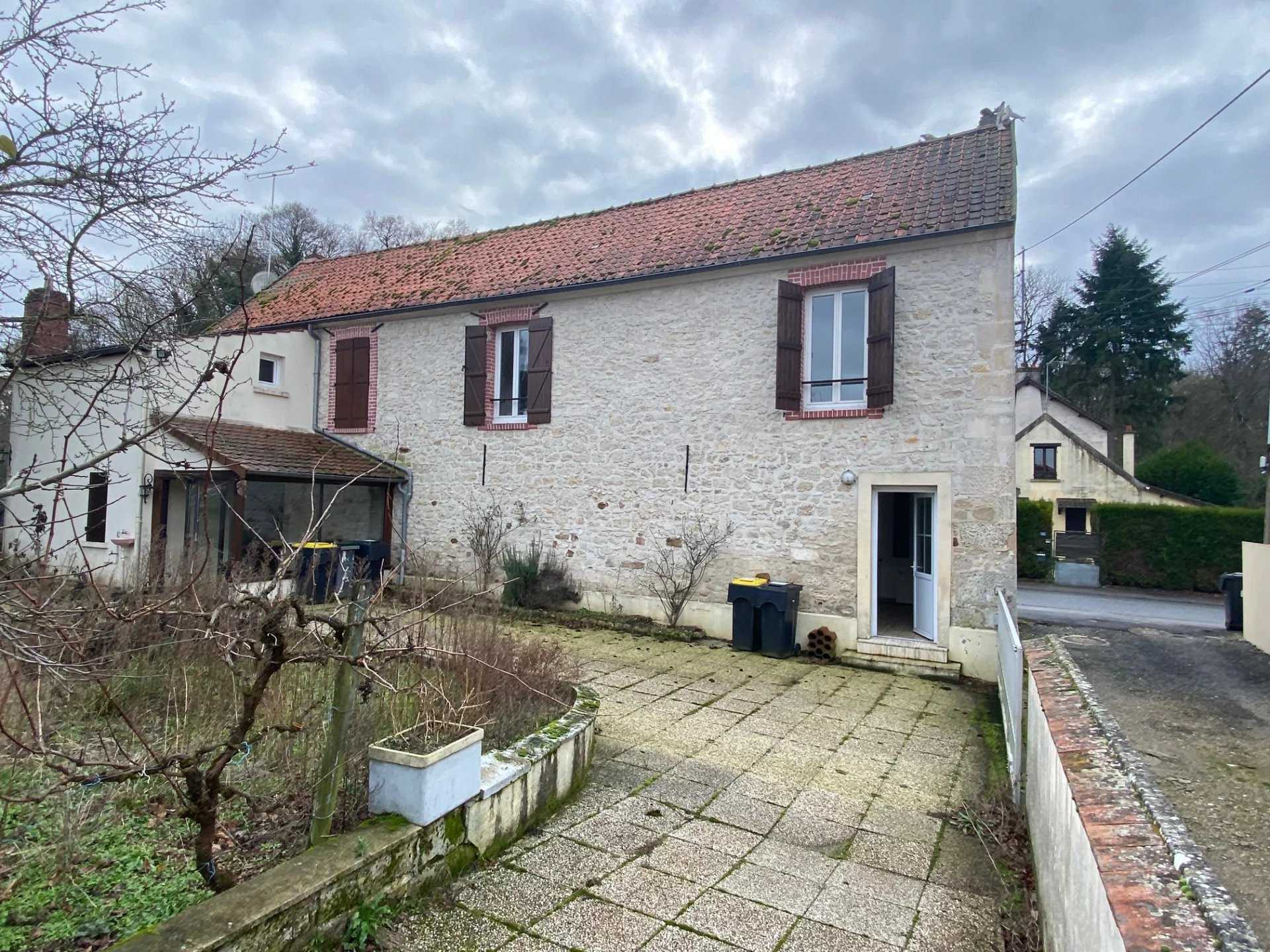 Casa nel Crepy-en-Valois, Hauts-de-France 12556688