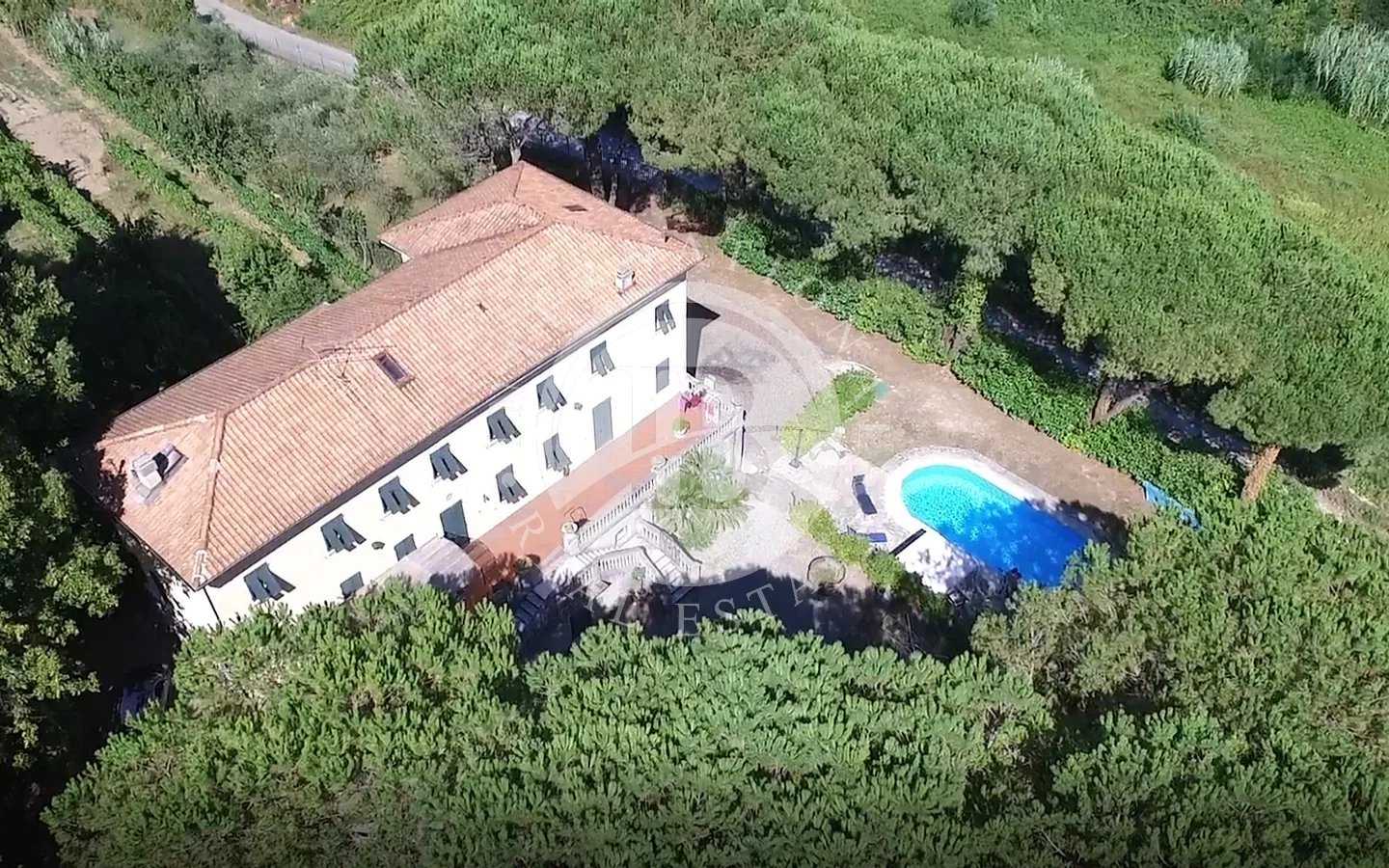Huis in Sarzana, Liguria 12556705