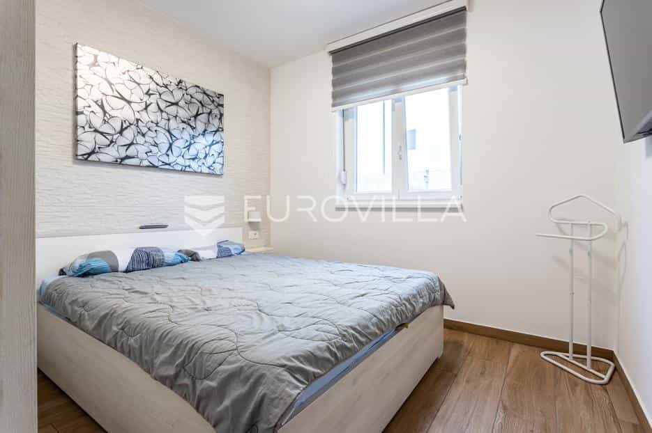 Condominium in Trogir, Splitsko-dalmatinska županija 12557056