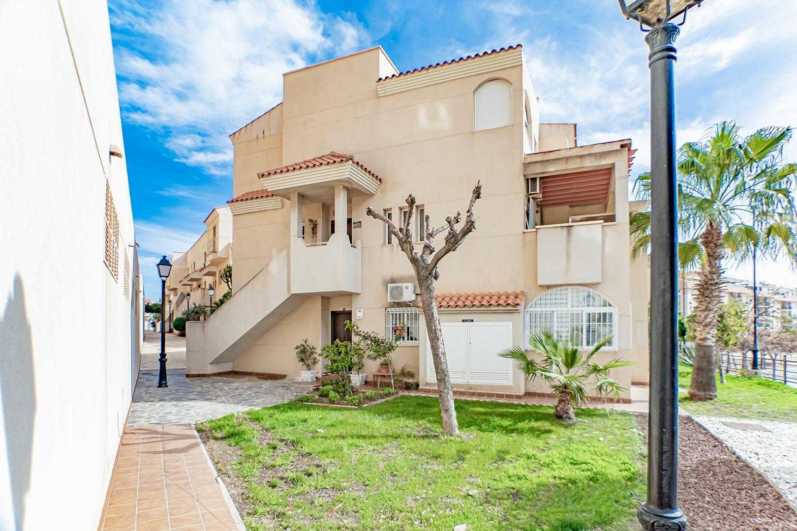 Condominium in Las Hortichuelas, Andalusia 12557173