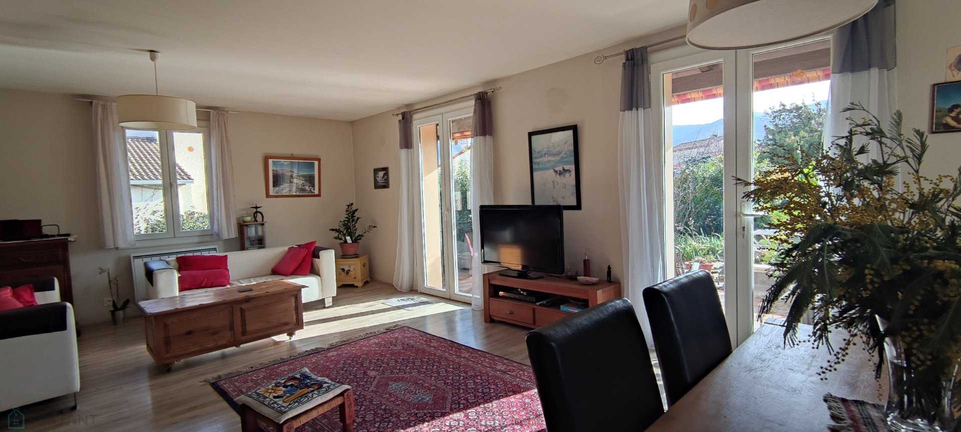 Rumah di Vinça, Occitanie 12557371