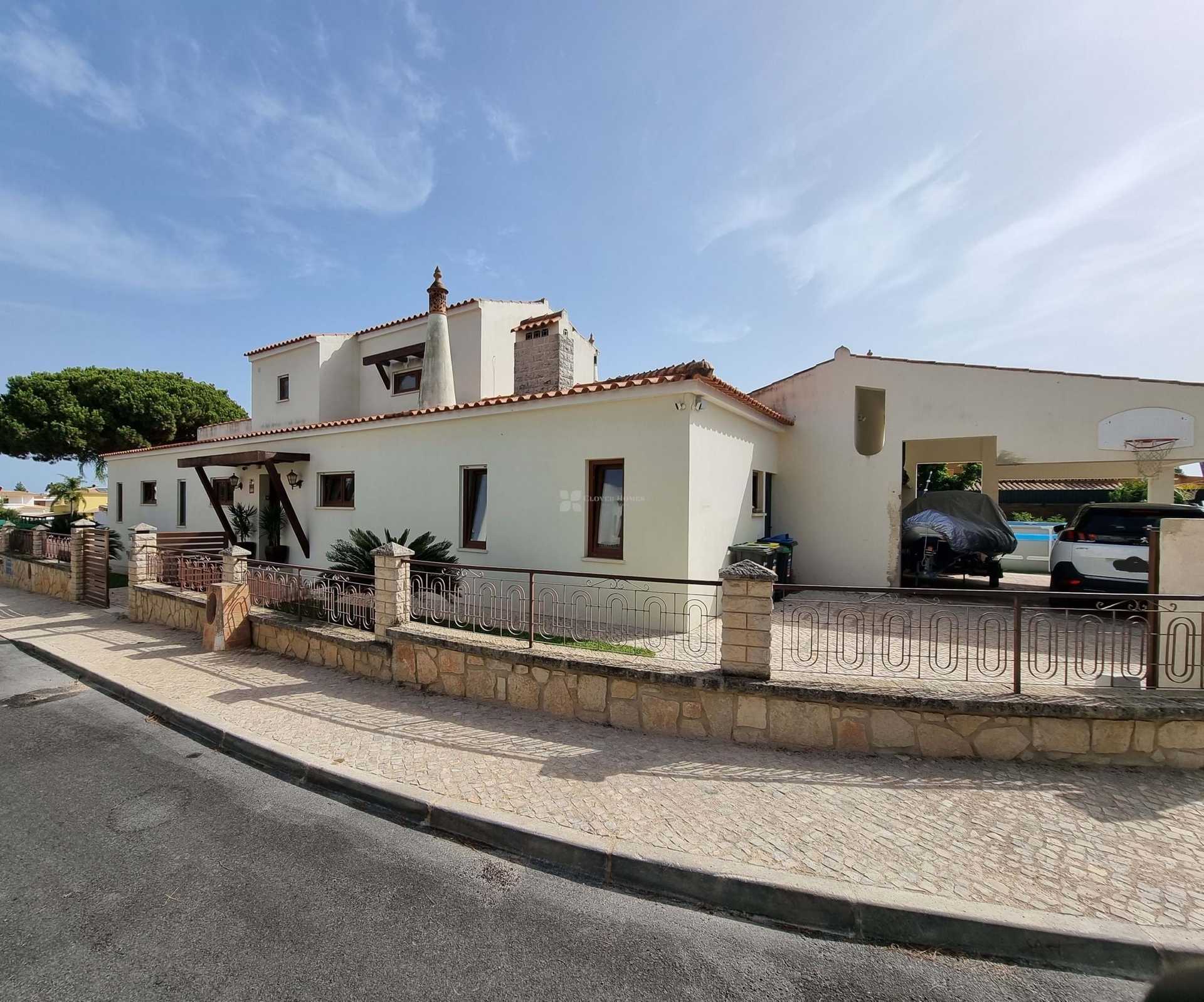 House in Monte Negro, Faro 12557552
