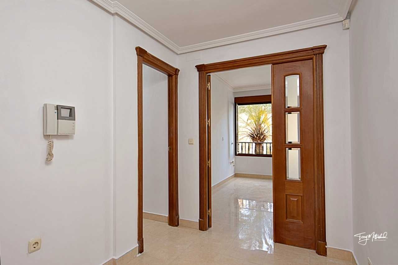 Condominio en Granada, Andalusia 12557649