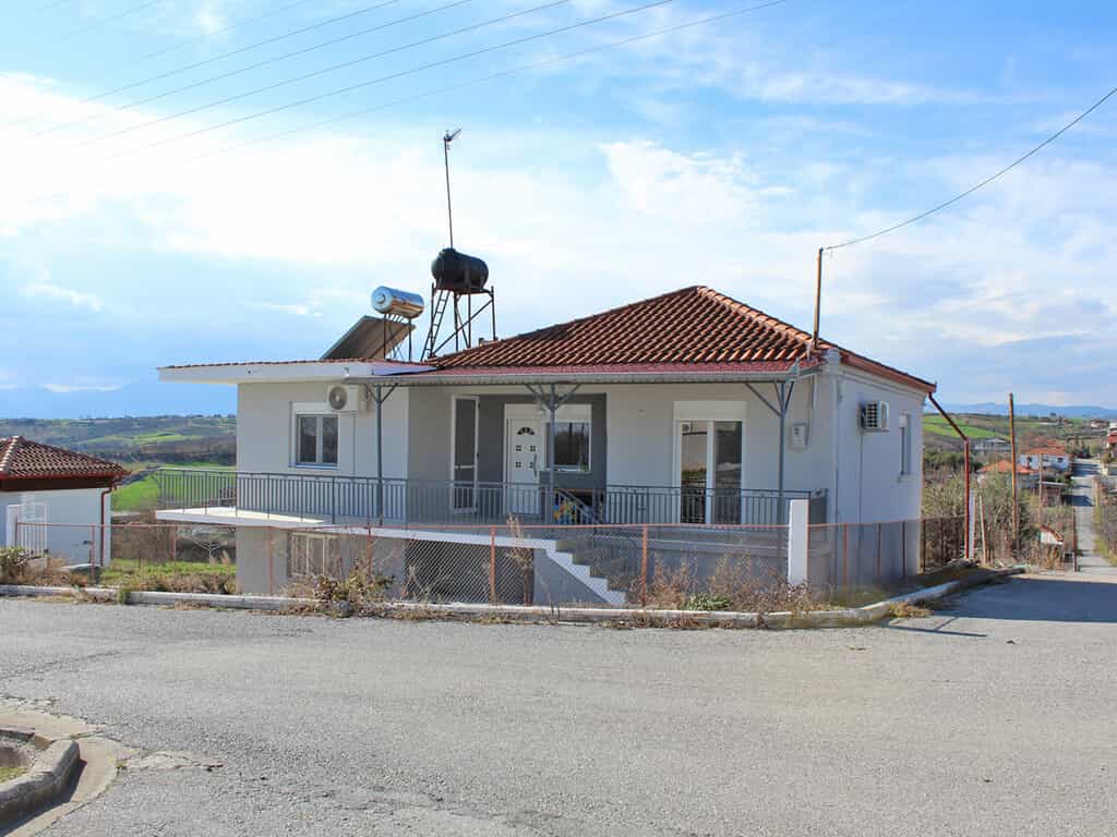 House in Sfendami, Kentriki Makedonia 12557829