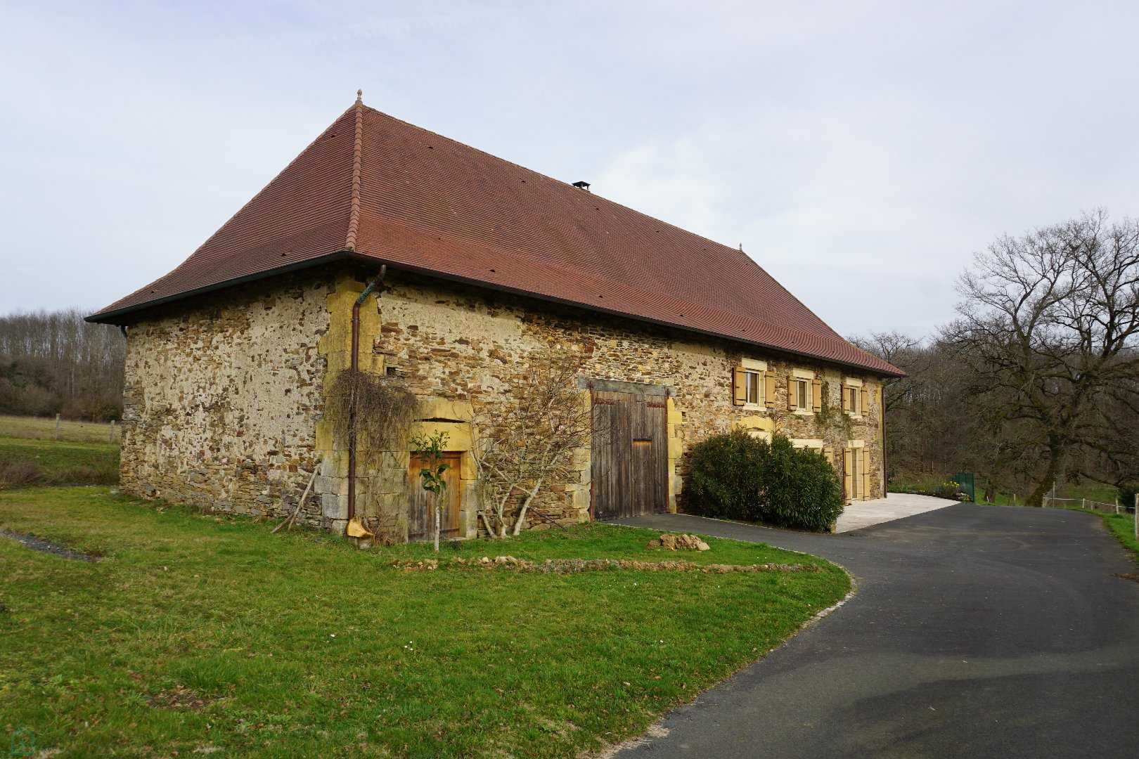 Komercyjny w Sarlande, Nouvelle-Aquitaine 12558181