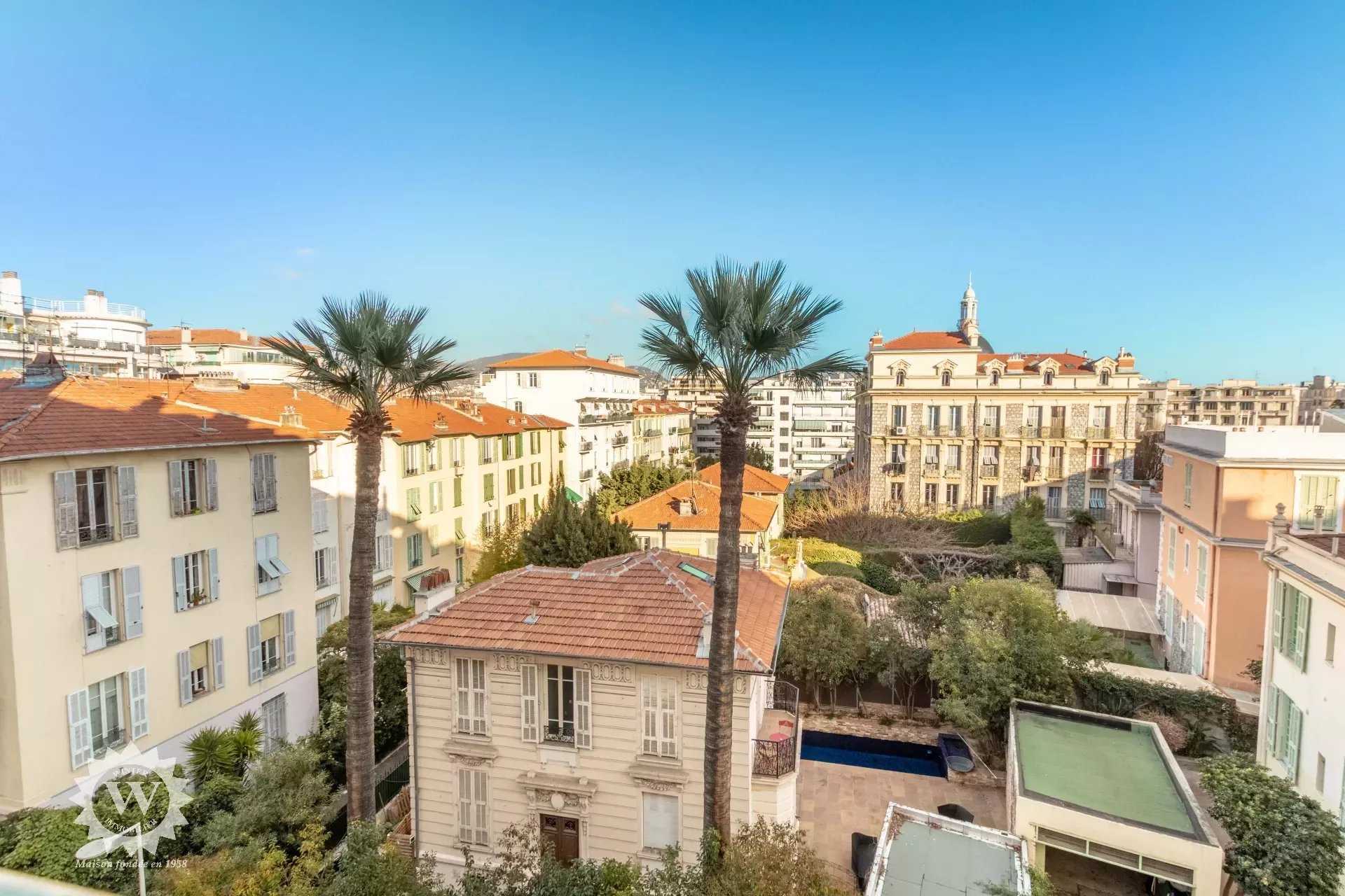 Condominium in Leuk, Provence-Alpes-Côte d'Azur 12558467