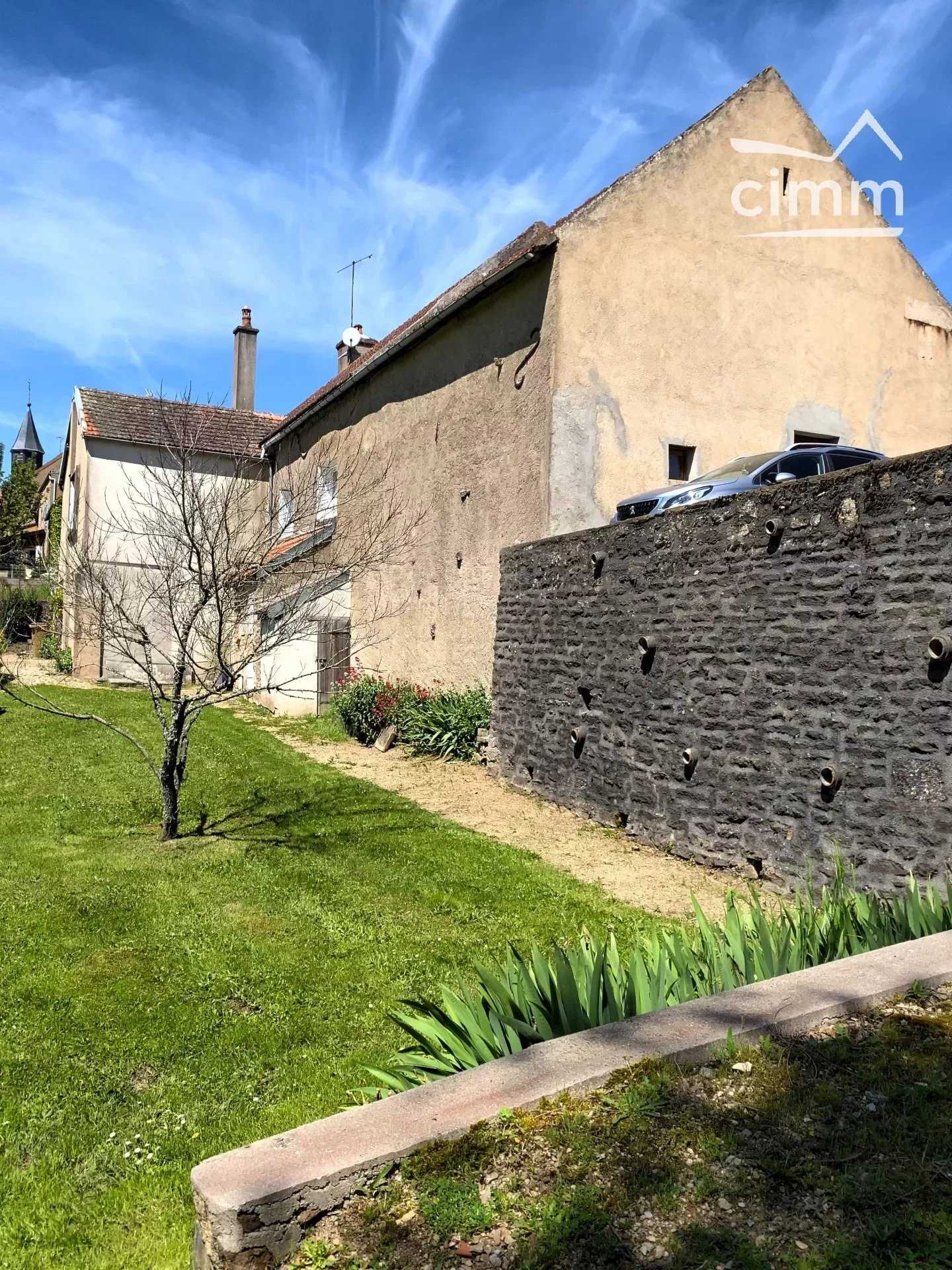 Osiedle mieszkaniowe w Sainte-Magnance, Yonne 12558754