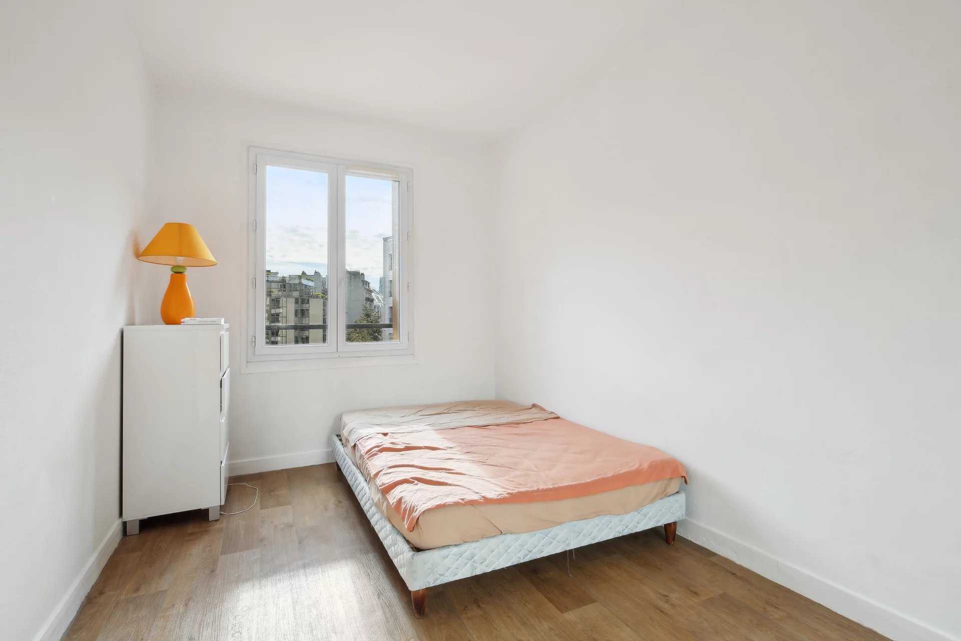 公寓 在 Levallois-Perret, Hauts-de-Seine 12559724