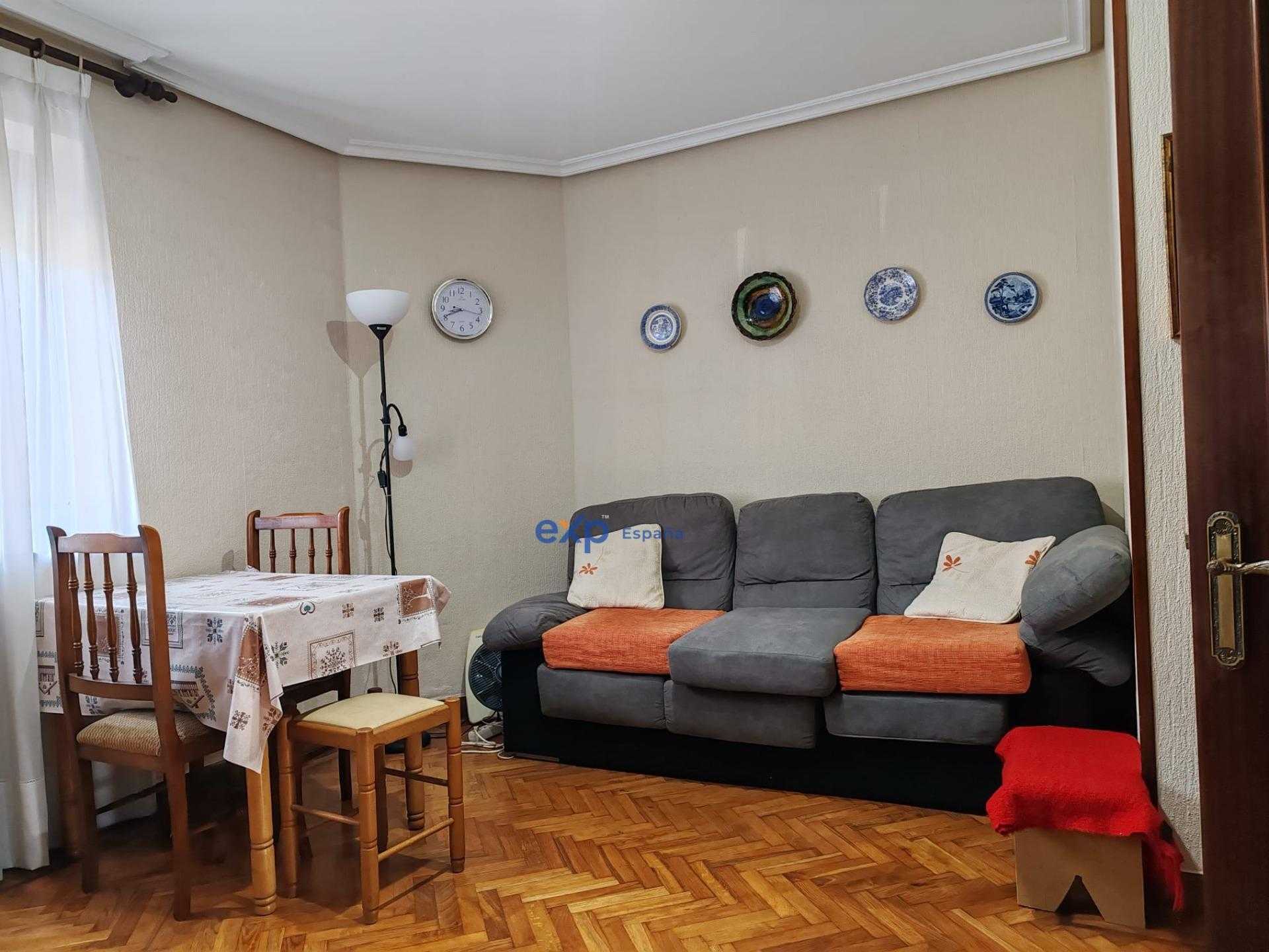 Condominium in Oviedo, Asturias 12559863